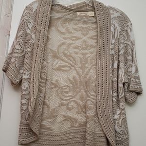 Short sleeved cardigan